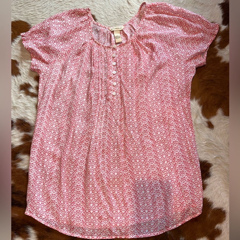 Pink Patterned Women's blouse